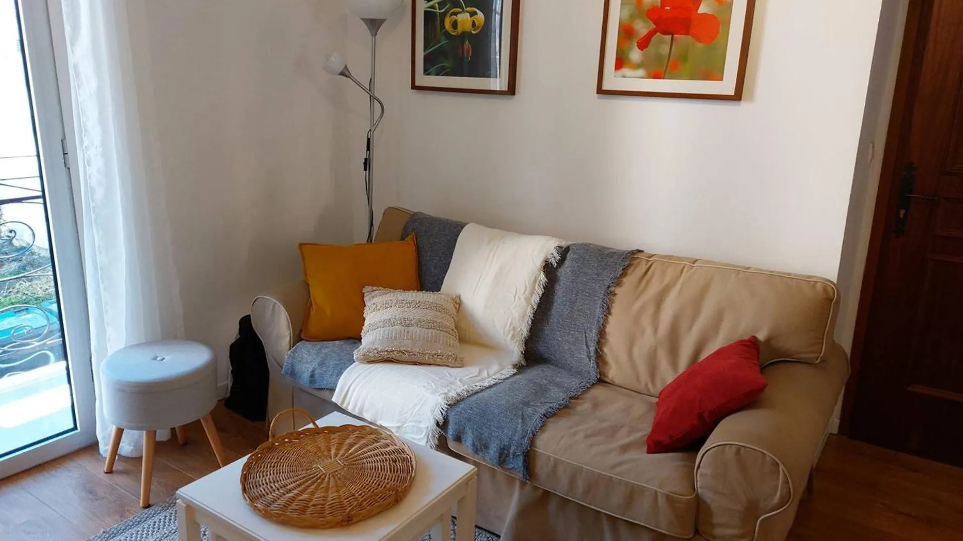 Apartment Appartement Traversant Avec Balcon Au Centre De Cauterets - Fr-1-812-65